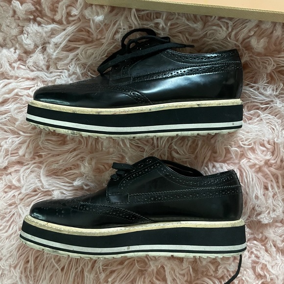 💯 PRADA Black Patent Leather Loafers Size 38 - Picture 6 of 14